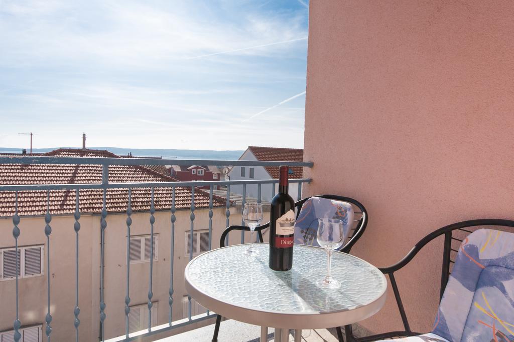 Guest House Mamut Kaštela Extérieur photo