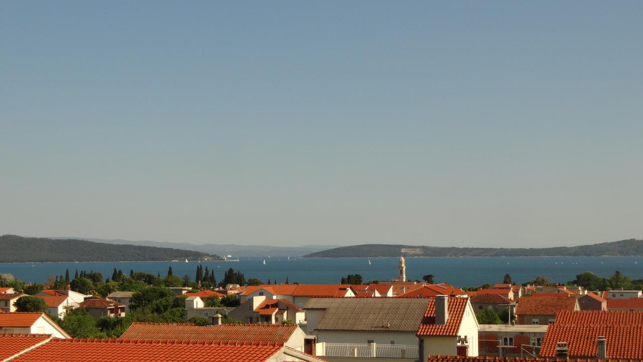 Guest House Mamut Kaštela Extérieur photo