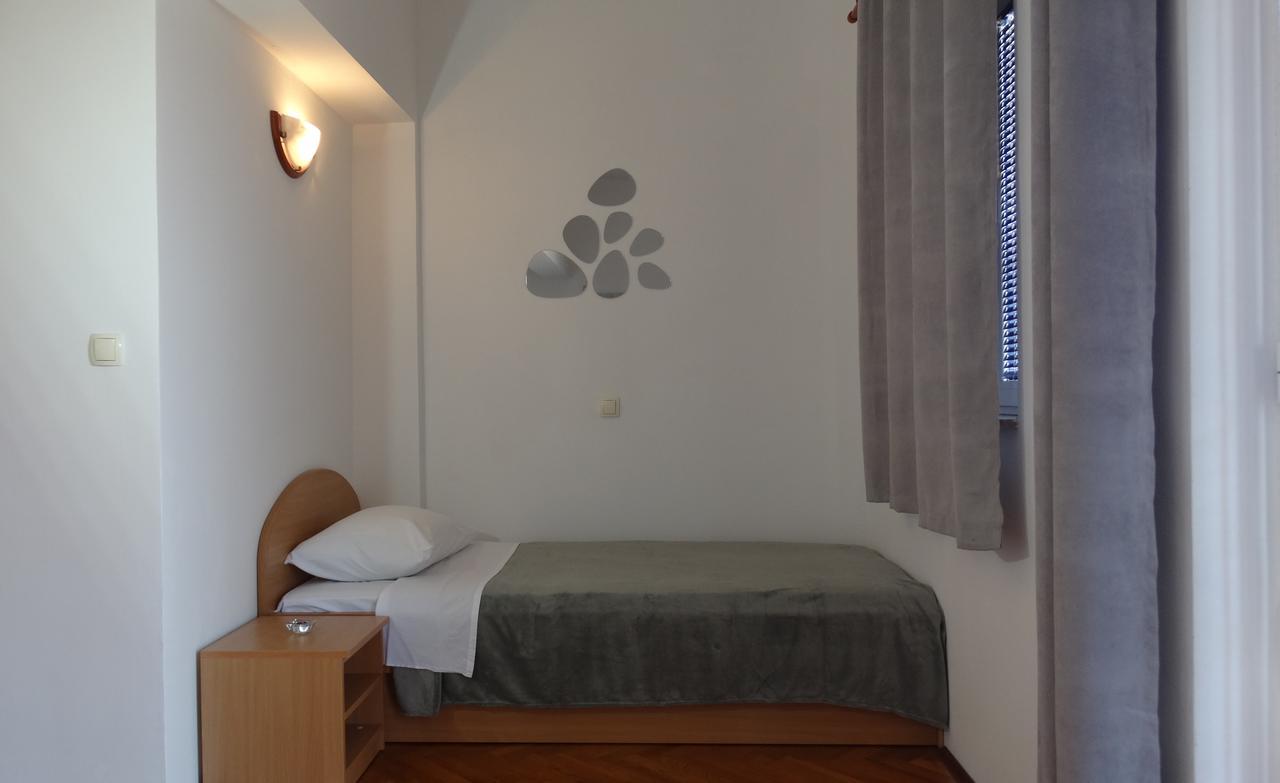 Guest House Mamut Kaštela Extérieur photo